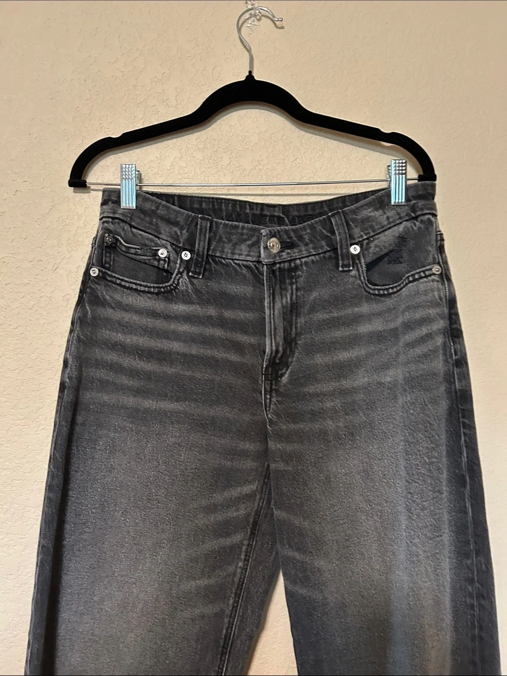 American Eagle Curvy Stovepipe Black Denim Stretch Size 6 Short Frayed Hem Y2K